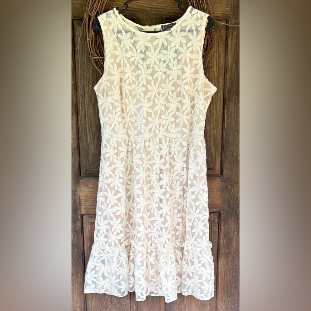 Luxology Cream Floral Lace Midi Dress